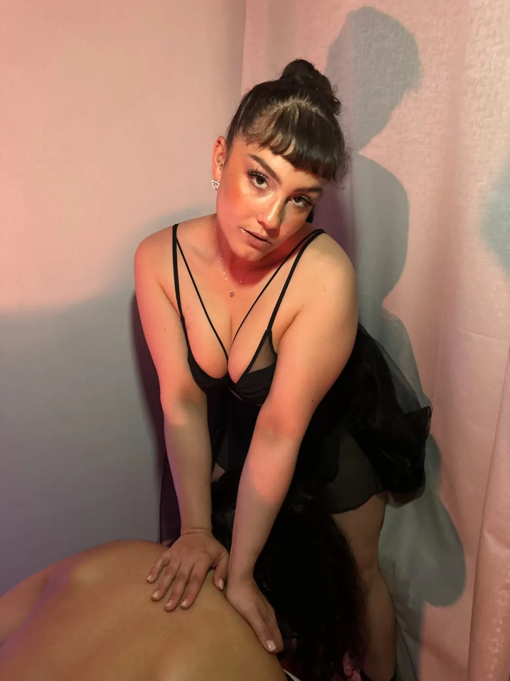 Formule DUO massage et pole dance à Lyon – A.M.H Bien-être